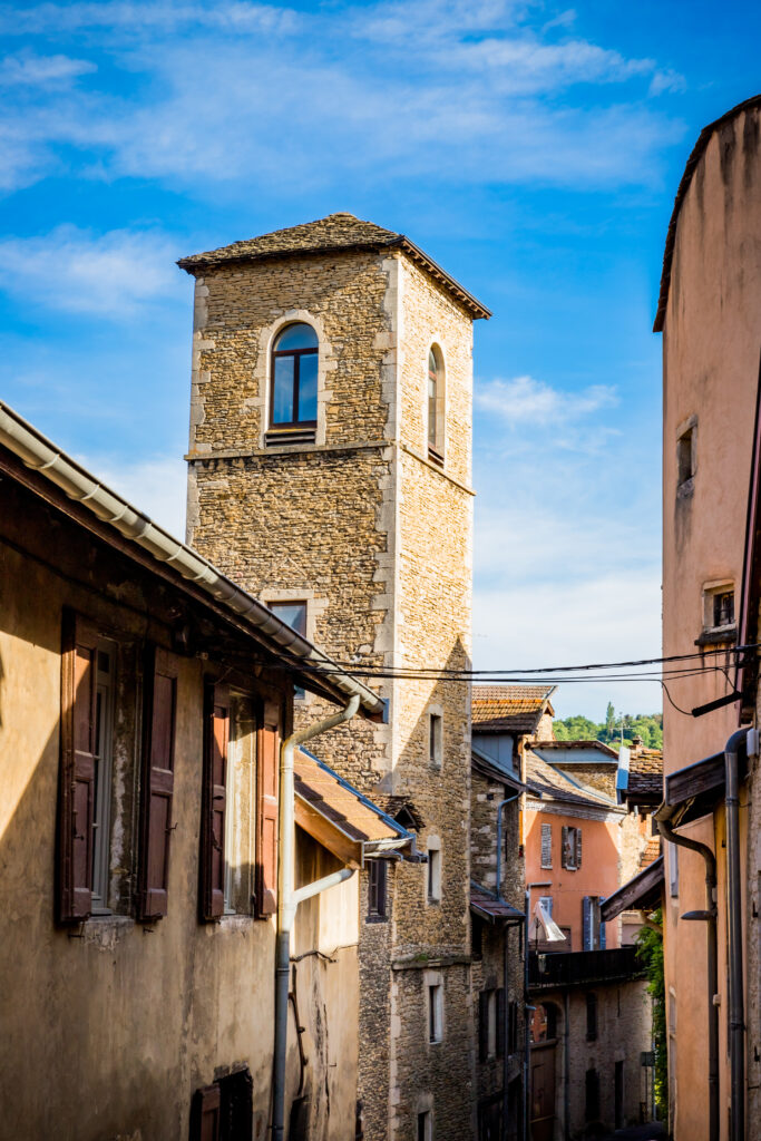Dans les rues de Crémieu